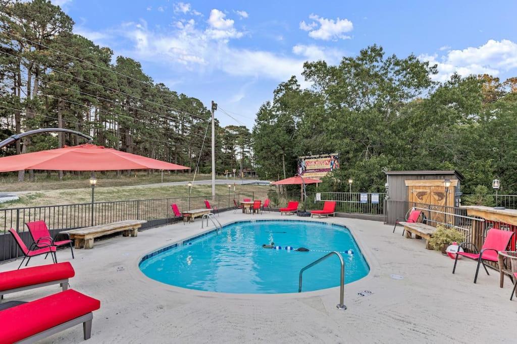 Stonegate Lodge 2 Queen Beds Fast Wifi 50" Tv Salt Water Pool Room #207 Eureka Springs Exterior foto